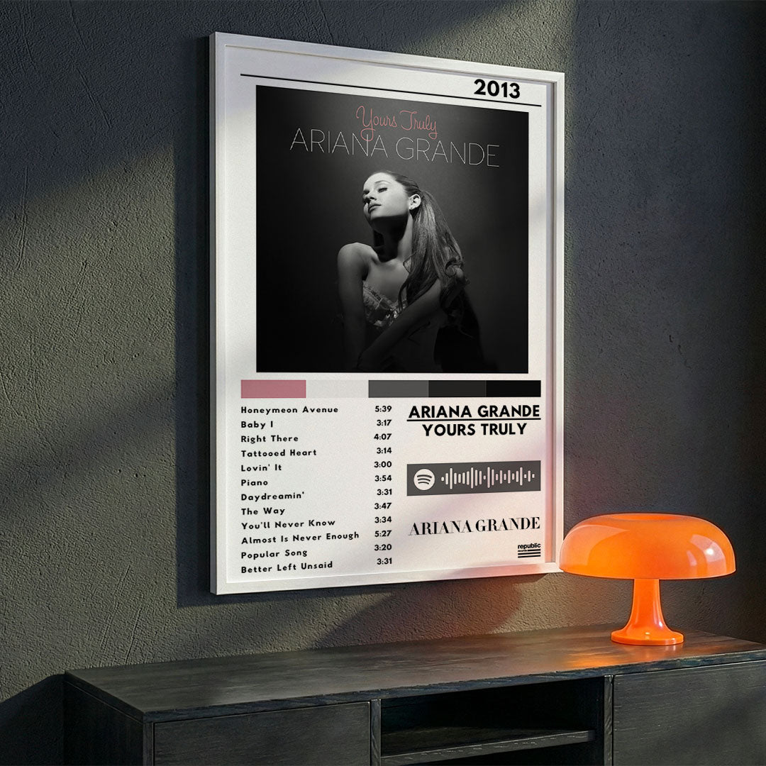 Cuadro Ariana Grande - Yours Truly - Catarsis Visual